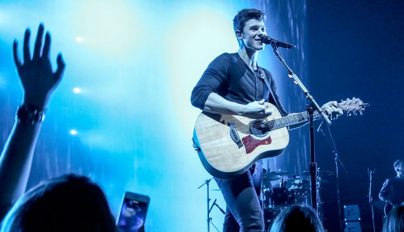 Shawn Mendes premiered Mercy music video SpainLodger